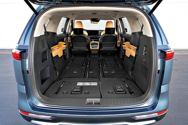 149.9萬元起、7~8人座共6款車型!全新大改款《Kia Carnival》開始預售 149.9萬元起、7~8人座共6款車型!全新大改款《Kia Carnival》開始預售