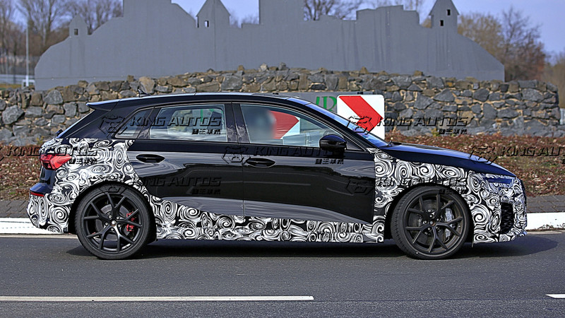 最大馬力420匹起跳?!《Audi RS3》性能旗艦 4/5門雙車型同時現身 最大馬力420匹起跳?!《Audi RS3》性能旗艦 4/5門雙車型同時現身