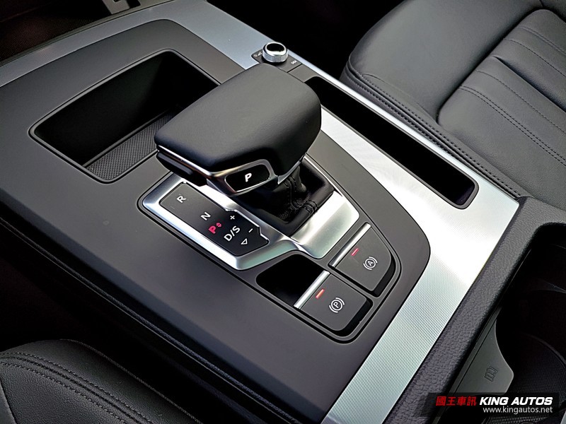 《Audi Q5 45 TFSI quattro Edition One》小改款試駕︱搶眼又安全的科技型男! 《Audi Q5 45 TFSI quattro Edition One》小改款試駕︱搶眼又安全的科技型男!