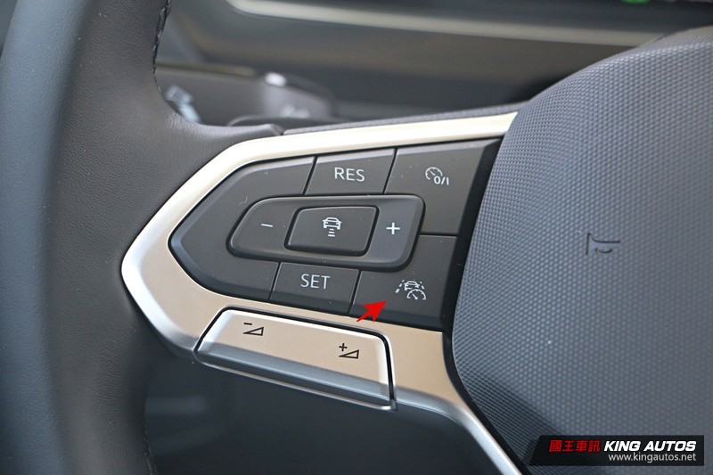 小公主上路︱務實卻氣派的科技新貴,《Volkswagen Tiguan》什麼都加就是不加價 小公主上路︱務實卻氣派的科技新貴,《Volkswagen Tiguan》什麼都加就是不加價
