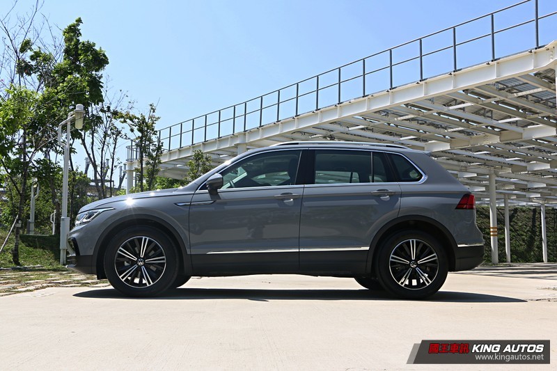 小公主上路︱務實卻氣派的科技新貴,《Volkswagen Tiguan》什麼都加就是不加價 小公主上路︱務實卻氣派的科技新貴,《Volkswagen Tiguan》什麼都加就是不加價