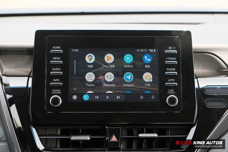國王駕道︱小改款《Toyota Camry 2.0汽油車型》太超值?連四門馬3、國產Altis都難逃衝擊? 國王駕道︱小改款《Toyota Camry 2.0汽油車型》太超值?連四門馬3、國產Altis都難逃衝擊?
