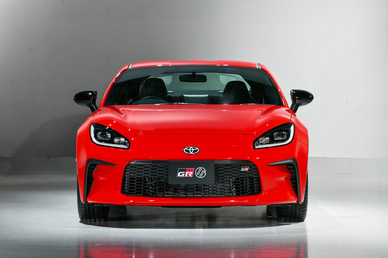 只有車頭不一樣?大改款《Toyota GR 86》與《Subaru BRZ》同步登場 預計今年第四季導入台灣 只有車頭不一樣?大改款《Toyota GR 86》與《Subaru BRZ》同步登場 預計今年第四季導入台灣