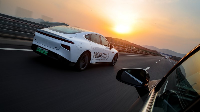 《XPeng》想刺激《Tesla》?《小鵬電動車》3000km中國最長自駕紀錄!之後等《Model Y》來挑戰 《XPeng》想刺激《Tesla》?《小鵬電動車》3000km中國最長自駕紀錄!之後等《Model Y》來挑戰