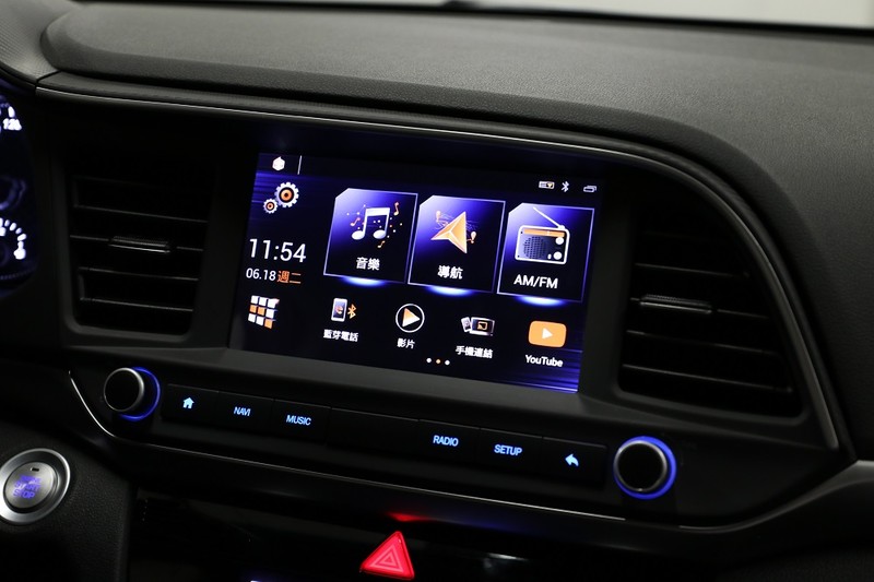 告別倒數?《Hyundai Elantra》推驚豔旗艦型 優惠76.9萬元升級8吋影音主機 告別倒數?《Hyundai Elantra》推驚豔旗艦型 優惠76.9萬元升級8吋影音主機