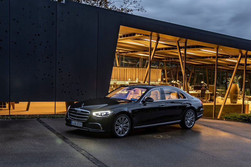 2021年3月《進口豪華品牌銷售排行》《M-Benz GLC》重返寶座《Tesla Model 3》白色內裝 深得民心 2021年3月《進口豪華品牌銷售排行》《M-Benz GLC》重返寶座《Tesla Model 3》白色內裝 深得民心