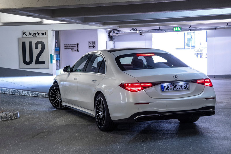 2021年3月《進口豪華品牌銷售排行》《M-Benz GLC》重返寶座《Tesla Model 3》白色內裝 深得民心 2021年3月《進口豪華品牌銷售排行》《M-Benz GLC》重返寶座《Tesla Model 3》白色內裝 深得民心