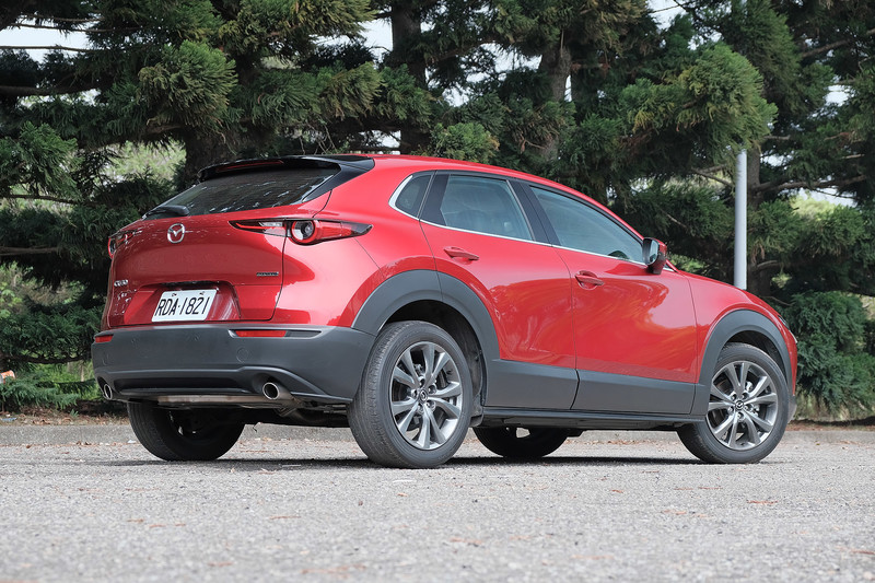 掀背帥還是跨界好?五門MAZDA3跟CX-30之間究竟怎麼選? 掀背帥還是跨界好?五門MAZDA3跟CX-30之間究竟怎麼選?