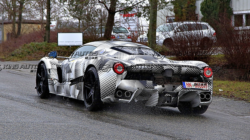 先暫以LaFerrari前輩的外型偽裝?!《Ferrari》下一代限量版旗艦油電超跑 預計2022~2023現身 先暫以LaFerrari前輩的外型偽裝?!《Ferrari》下一代限量版旗艦油電超跑 預計2022~2023現身