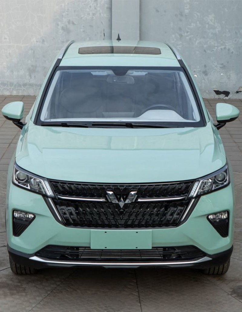 平價品牌想分身攻高端市場你買單嗎?上汽通用五菱首款銀標SUV《五菱星辰》 實車規格悄曝光 平價品牌想分身攻高端市場你買單嗎?上汽通用五菱首款銀標SUV《五菱星辰》 實車規格悄曝光
