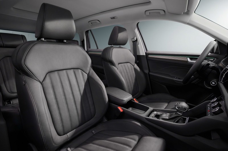 小改款《Škoda Kodiaq》正式亮相!RS車型首搭2.0 TSI馬力上看245匹 內外裝跟著大升級 小改款《Škoda Kodiaq》正式亮相!RS車型首搭2.0 TSI馬力上看245匹 內外裝跟著大升級