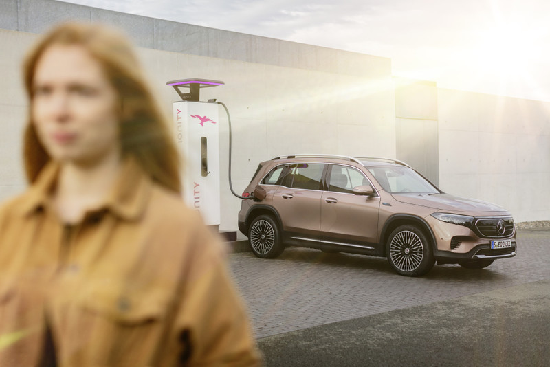 《Mercedes-Benz EQB》正式發表|第三排只適合165公分以下乘客 七人座純電休旅 《Mercedes-Benz EQB》正式發表|第三排只適合165公分以下乘客 七人座純電休旅