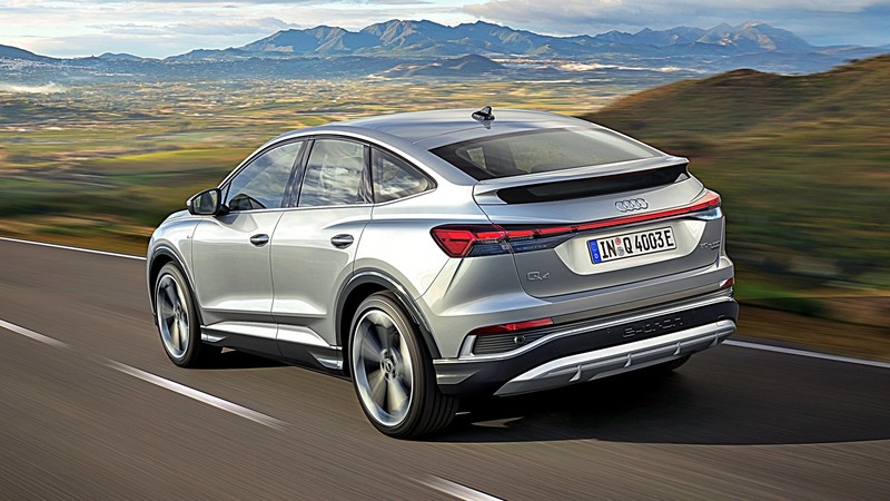 換算約141.5萬元起、EV續航最高達520公里！《Audi Q4 e-tron / e-tron Sportback》雙車型全球