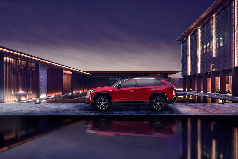 0-100km/h僅6秒+續航力1300km《Toyota RAV4 PHV》導入有望?能將《Outlander PHEV》直接打 0-100km/h僅6秒+續航力1300km《Toyota RAV4 PHV》導入有望?能將《Outlander PHEV》直接打