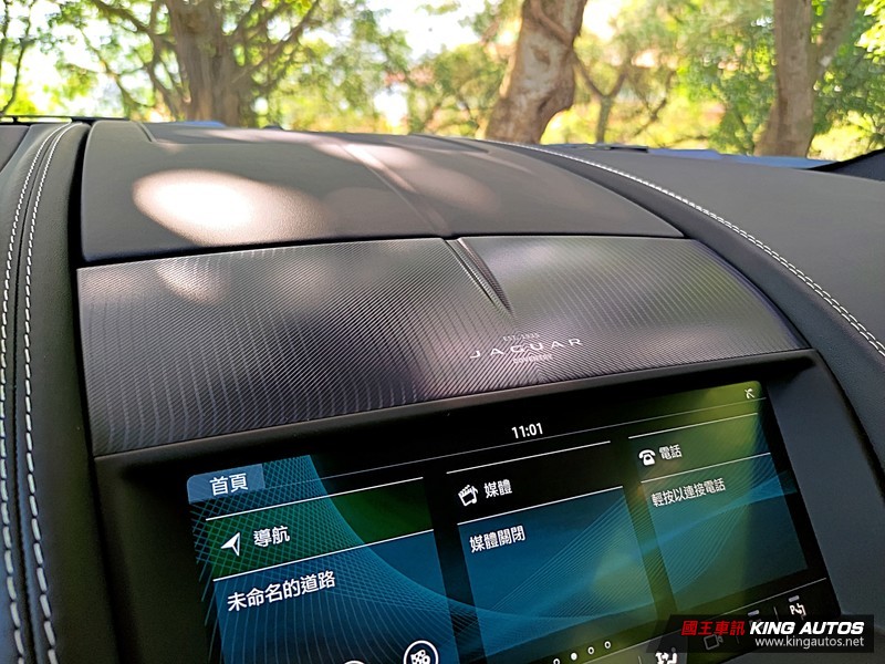 《Jaguar F-Type P450 R-Dynamic》小改款試駕︱渾厚嘶吼的5.0升V8豹力美學! 《Jaguar F-Type P450 R-Dynamic》小改款試駕︱渾厚嘶吼的5.0升V8豹力美學!