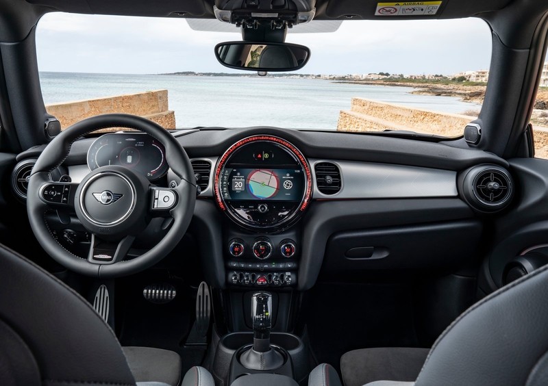 小改款《Mini John Cooper Works》改很大但輸出不變 敞篷車型更熱情但無緣導入