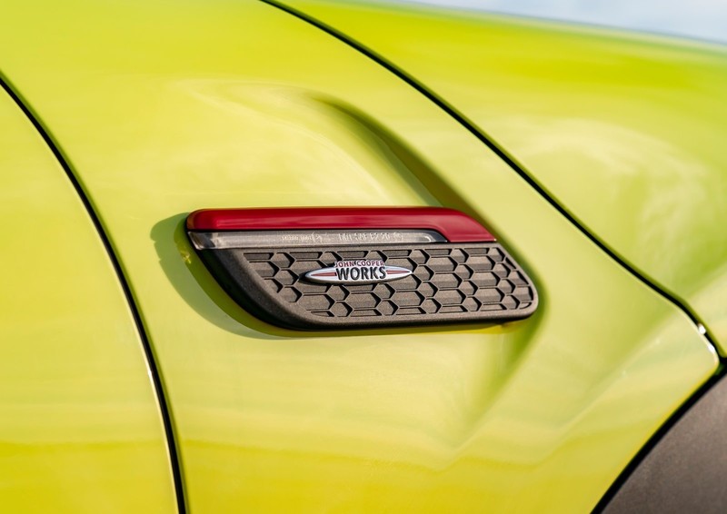 小改款《Mini John Cooper Works》改很大但輸出不變 敞篷車型更熱情但無緣導入