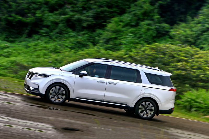 激發內心渴望《Kia Carnival》價格 配備 美學 正中紅心! 激發內心渴望《Kia Carnival》價格 配備 美學 正中紅心!