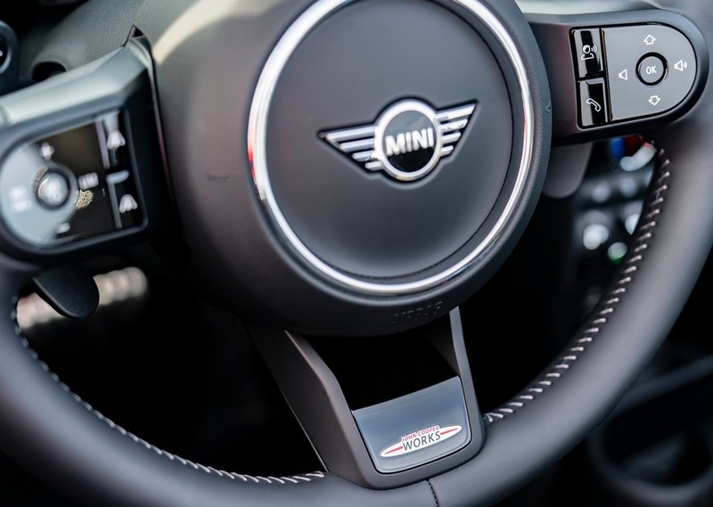 小改款《Mini John Cooper Works》改很大但輸出不變 敞篷車型更熱情但無緣導入