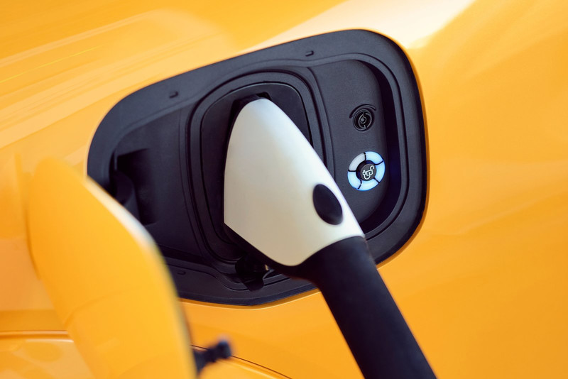 美國加州約20%車主想把《電動車》或《PHEV》換回一般燃油車款|最忠誠與最想變節的品牌為何? 美國加州約20%車主想把《電動車》或《PHEV》換回一般燃油車款|最忠誠與最想變節的品牌為何?