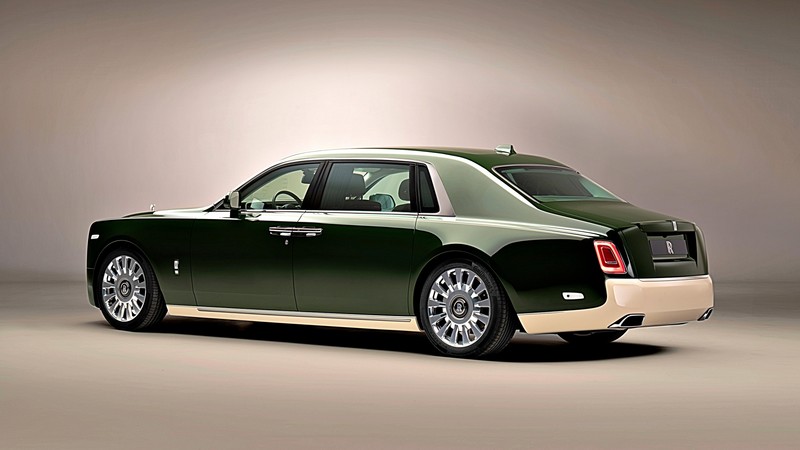日本富豪專屬 全球僅此一部！《Rolls-Royce》與《Hermes》合作推出《Phantom Oribe》專屬訂製版