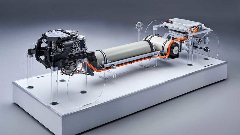 《BMW X5氫燃料電池車》明年生產|4分鐘內加滿氣 可跑約400公里 《BMW X5氫燃料電池車》明年生產|4分鐘內加滿氣 可跑約400公里