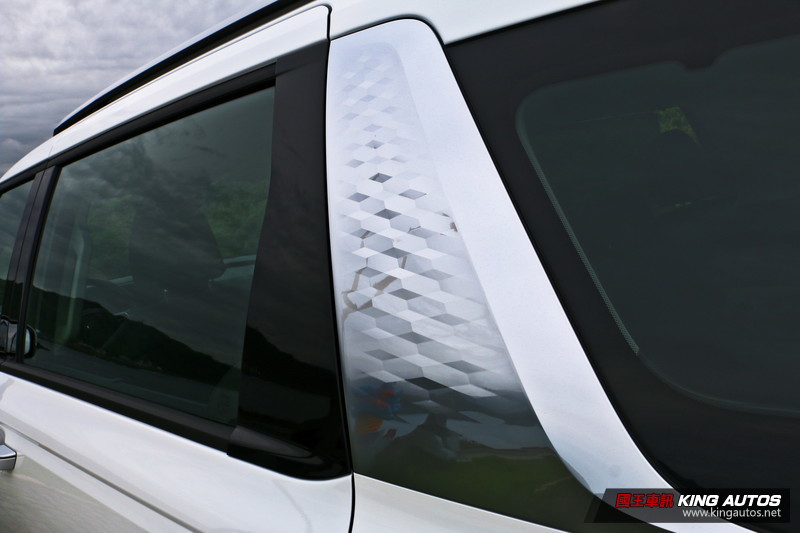 內外兼修 面面俱到《Kia Carnival》空間大 座椅機能強 沒對手! 內外兼修 面面俱到《Kia Carnival》空間大 座椅機能強 沒對手!