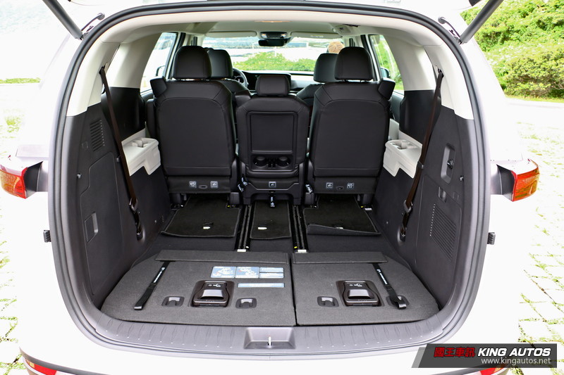 內外兼修 面面俱到《Kia Carnival》空間大 座椅機能強 沒對手! 內外兼修 面面俱到《Kia Carnival》空間大 座椅機能強 沒對手!
