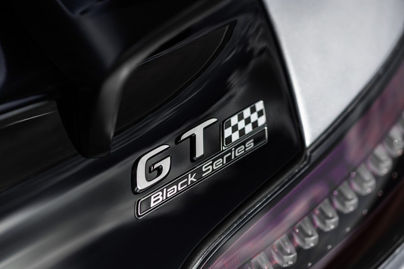 紐柏林最速量產車《Mercedes-AMG GT Black Series》限量抵台|直上730匹外加賽道黑科技 紐柏林最速量產車《Mercedes-AMG GT Black Series》限量抵台|直上730匹外加賽道黑科技