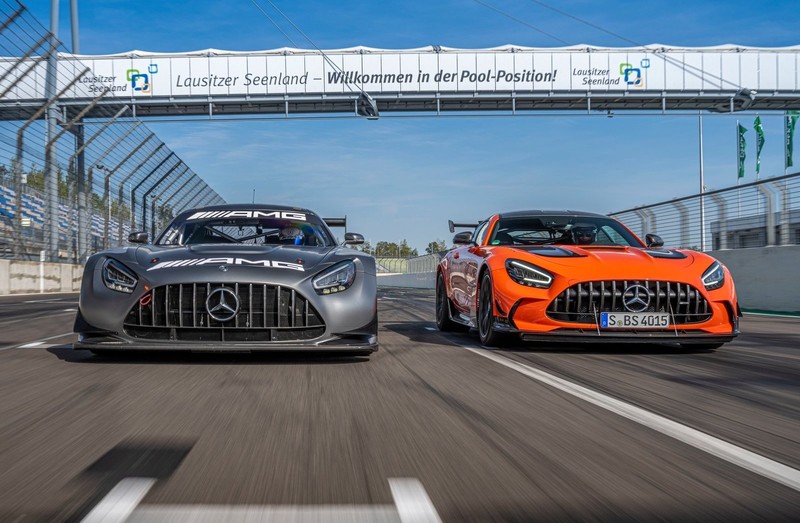 紐柏林最速量產車《Mercedes-AMG GT Black Series》限量抵台|直上730匹外加賽道黑科技 紐柏林最速量產車《Mercedes-AMG GT Black Series》限量抵台|直上730匹外加賽道黑科技