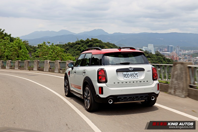 小公主上路︱《Mini JCW Countryman All4》英倫小辣椒,可甜可颯可裝可跑的超性能小休旅 小公主上路︱《Mini JCW Countryman All4》英倫小辣椒,可甜可颯可裝可跑的超性能小休旅