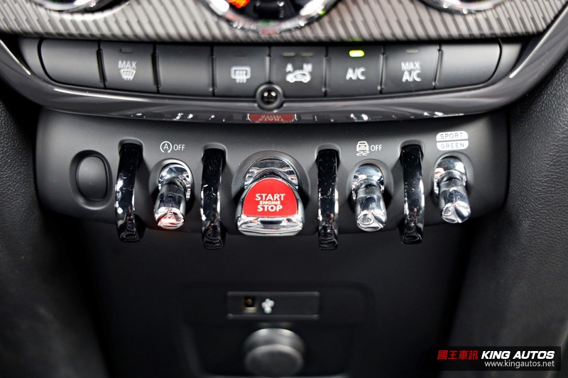 小公主上路︱《Mini JCW Countryman All4》英倫小辣椒,可甜可颯可裝可跑的超性能小休旅 小公主上路︱《Mini JCW Countryman All4》英倫小辣椒,可甜可颯可裝可跑的超性能小休旅
