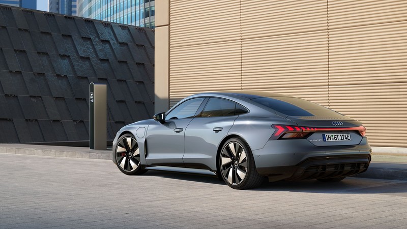 《Model S》勁敵現身?《Audi e-tron GT/RS e-tron GT》台灣開放預售 兩車型限量各50台 《Model S》勁敵現身?《Audi e-tron GT/RS e-tron GT》台灣開放預售 兩車型限量各50台