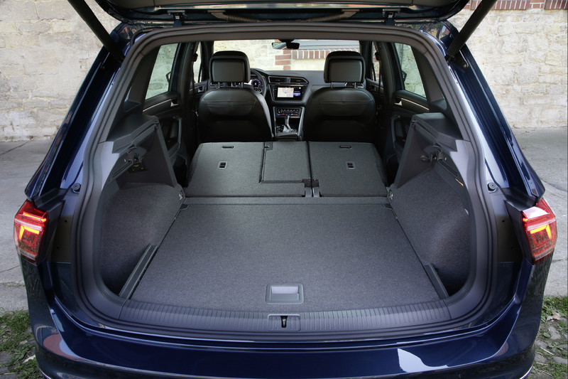 今年缺車!《Volkswagen Tiguan》表現亮眼 供不應求《Tiguan R》耀眼黑馬! 今年缺車!《Volkswagen Tiguan》表現亮眼 供不應求《Tiguan R》耀眼黑馬!