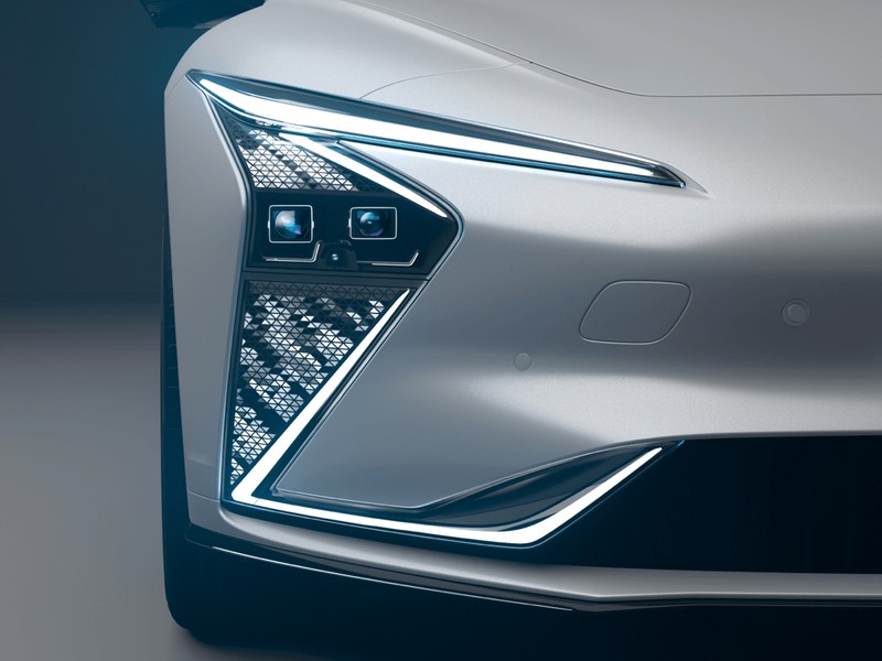 內裝結合《Tesla》和《Benz》?中國電動車《智己L7》續航力破1000公里 零百加速僅3.9秒 內裝結合《Tesla》和《Benz》?中國電動車《智己L7》續航力破1000公里 零百加速僅3.9秒