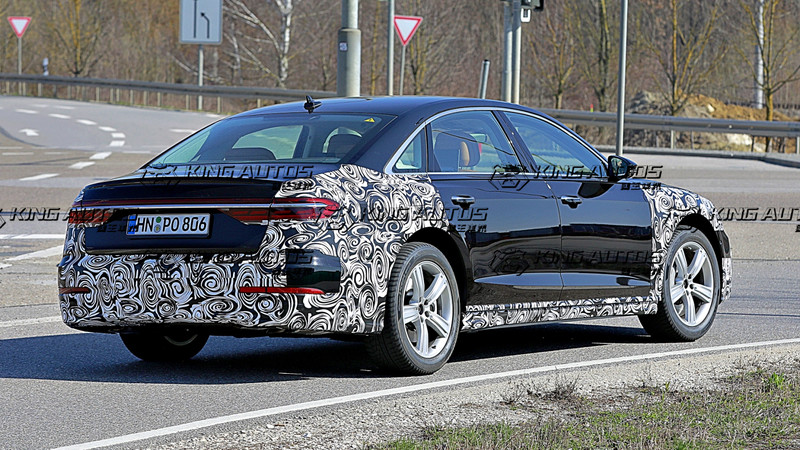 面貌更像全新A3般動感?!中期小改《Audi A8》歐洲捕獲 面貌更像全新A3般動感?!中期小改《Audi A8》歐洲捕獲