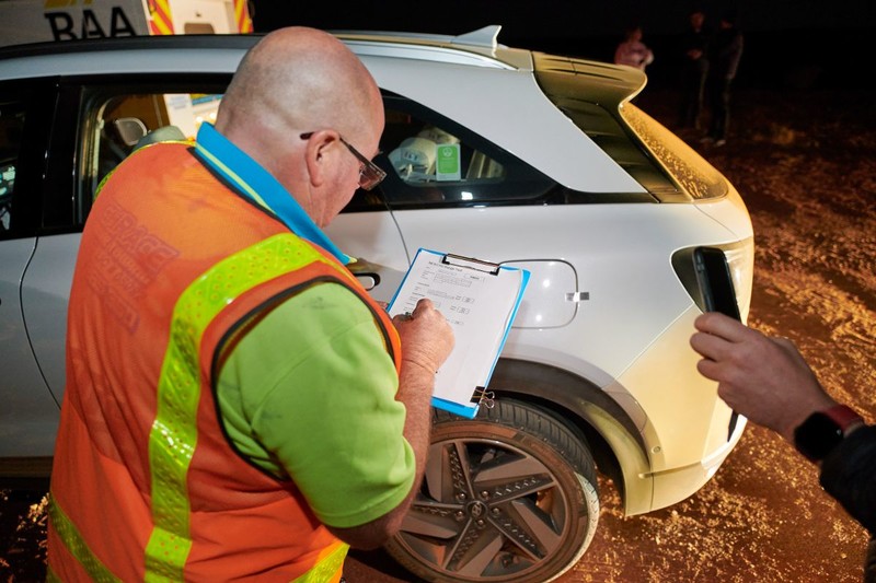 《Hyundai Nexo》續行力刷新世界紀錄 用6.27公斤氫氣跑887.5公里