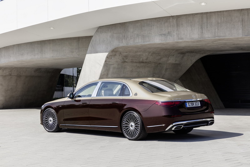 《Maybach S680 4MATIC》無預警亮相|搭載V12引擎榨621匹馬力 車內還有冷藏室 《Maybach S680 4MATIC》無預警亮相|搭載V12引擎榨621匹馬力 車內還有冷藏室