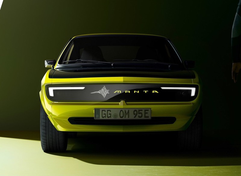 《Opel》也搞文藝復興！推出手排電動車《Manta GSe ElektroMOD》向經典跑車Manta致敬