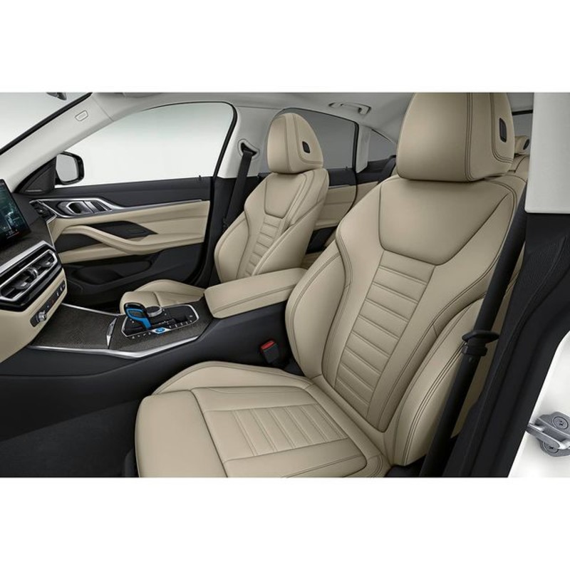 《BMW i4》內裝曝光！14.9 吋中央螢幕好搶眼