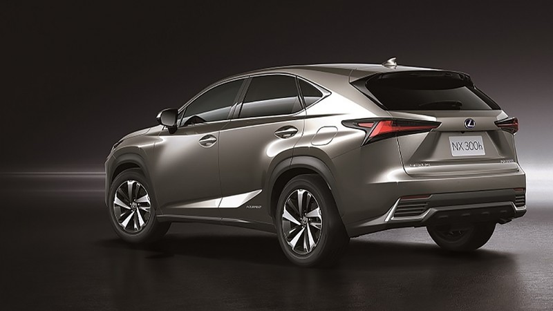 大改款《Lexus NX》預告圖再釋出|具越野性能?最大馬力達300匹?6月12日謎底揭曉 大改款《Lexus NX》預告圖再釋出|具越野性能?最大馬力達300匹?6月12日謎底揭曉