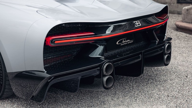 極速之王再臨!《Bugatti》發表《Chiron Super Sport》宣稱可輕鬆直上440km/h 極速之王再臨!《Bugatti》發表《Chiron Super Sport》宣稱可輕鬆直上440km/h