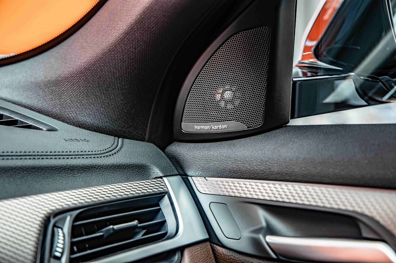 全車系增天窗、音響、腰靠!新年式《BMW X2》正式上市 還多了撞色亮橘特仕車 全車系增天窗、音響、腰靠!新年式《BMW X2》正式上市 還多了撞色亮橘特仕車