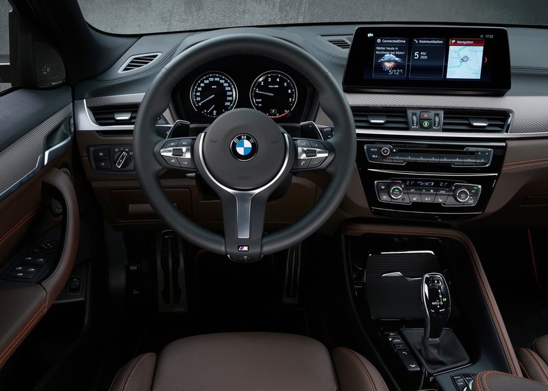 全車系增天窗、音響、腰靠!新年式《BMW X2》正式上市 還多了撞色亮橘特仕車 全車系增天窗、音響、腰靠!新年式《BMW X2》正式上市 還多了撞色亮橘特仕車