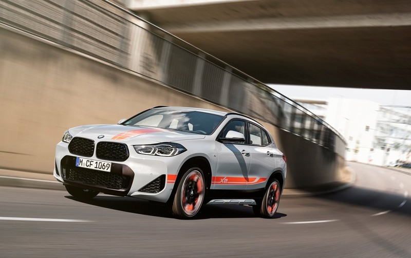全車系增天窗、音響、腰靠!新年式《BMW X2》正式上市 還多了撞色亮橘特仕車 全車系增天窗、音響、腰靠!新年式《BMW X2》正式上市 還多了撞色亮橘特仕車
