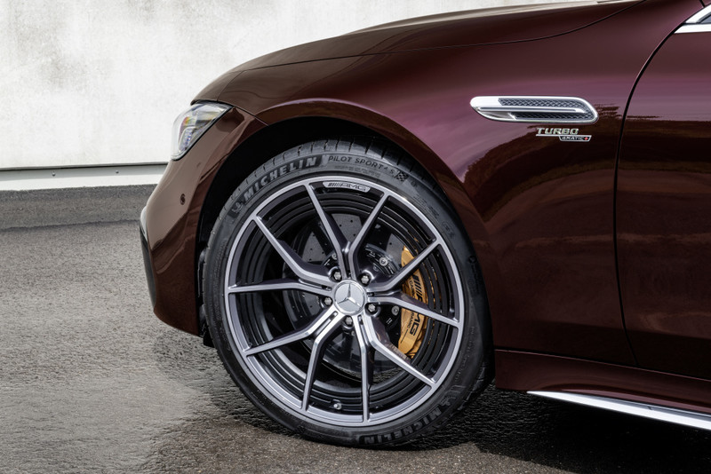 新年式《Mercedes-AMG GT 4-Door Coupé》發表｜懸吊重新調校 內裝客製化程度更高